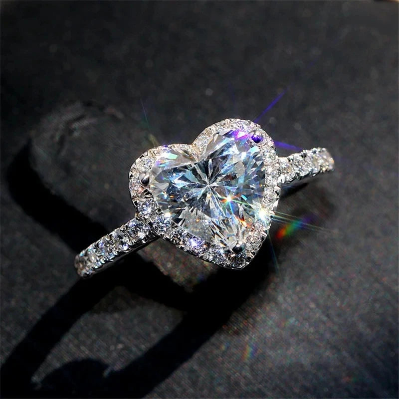 Funkelnder Herz Ring